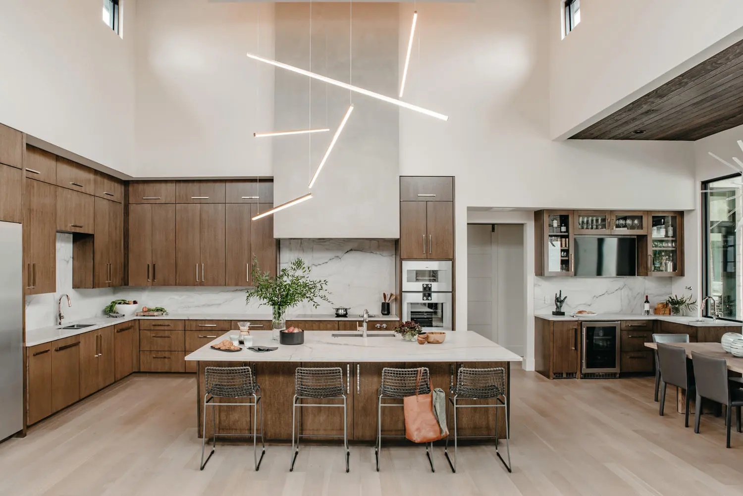 City View House — Residential interior by Laura Burton Interiors