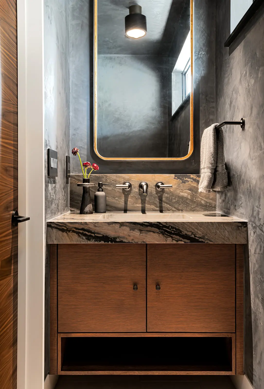 Feather House — gallery image 2